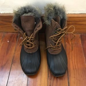 Sperry’s Winter Duck Boots- fur inside